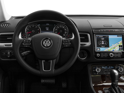 2016 Volkswagen Touareg VR6 FSI Executive
