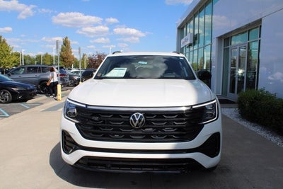 2026 Volkswagen Atlas Cross Sport 2.0T SEL R-Line Black