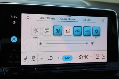 2026 Volkswagen Atlas Cross Sport 2.0T SEL R-Line Black