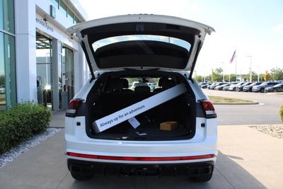 2026 Volkswagen Atlas Cross Sport 2.0T SEL R-Line Black