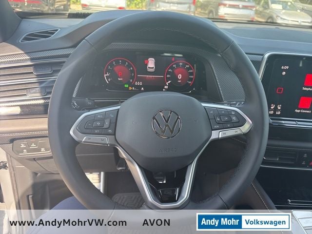 2026 Volkswagen Atlas Cross Sport 2.0T SEL R-Line Black