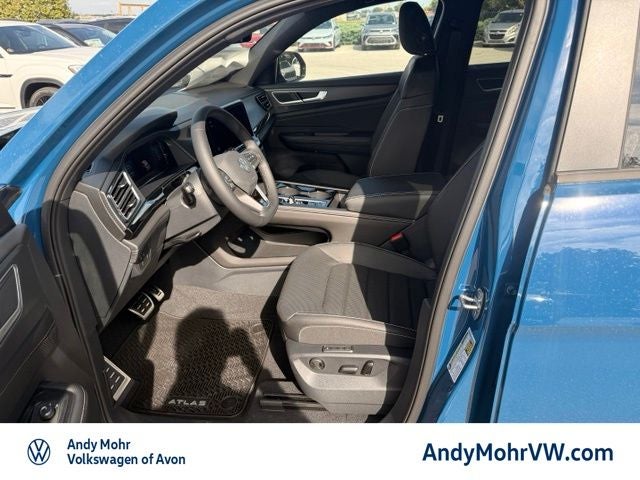 2026 Volkswagen Atlas Cross Sport 2.0T SEL R-Line Black