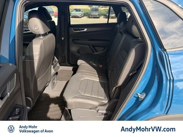 2026 Volkswagen Atlas Cross Sport 2.0T SEL R-Line Black