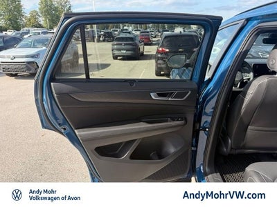 2026 Volkswagen Atlas Cross Sport 2.0T SEL R-Line Black