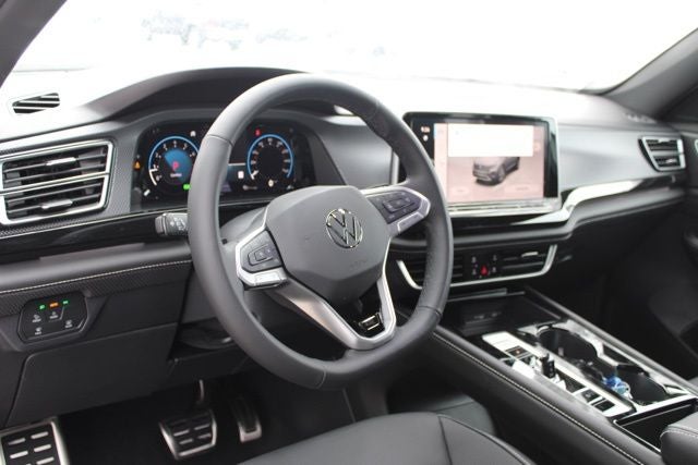 2026 Volkswagen Atlas Cross Sport 2.0T SEL R-Line Black