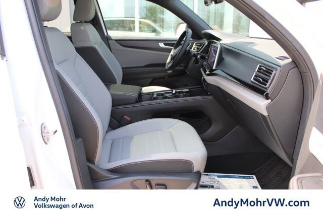 2026 Volkswagen Atlas Cross Sport 2.0T SEL R-Line Black