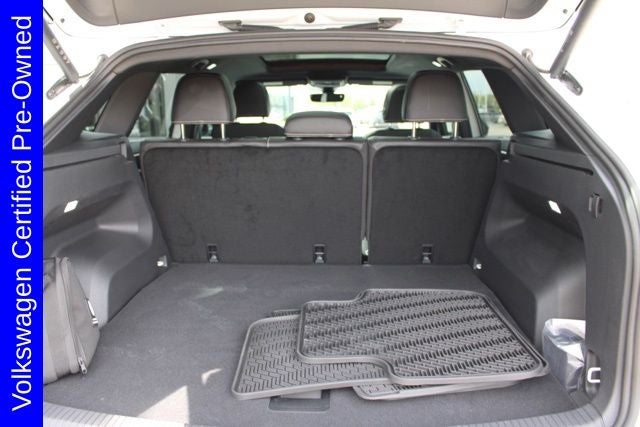 2025 Volkswagen Atlas Cross Sport 2.0T SEL R-Line Black
