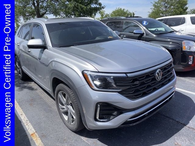 2024 Volkswagen Atlas Cross Sport 2.0T SEL R-Line 4MOTION's photo