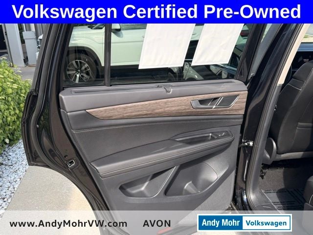 2025 Volkswagen Atlas 2.0T SEL