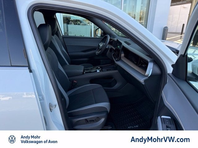 2027 Volkswagen Atlas SEL R-Line