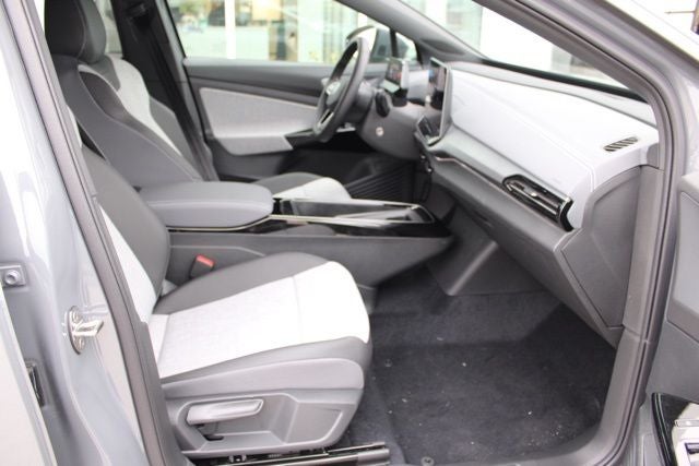 2025 Volkswagen ID.4 Pro