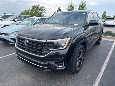 2026 Volkswagen Atlas Cross Sport 2.0T SEL Premium R-Line