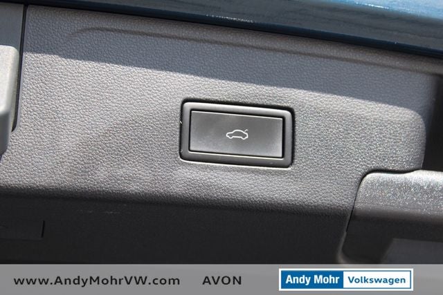 2022 Volkswagen Atlas Cross Sport 3.6L V6 SEL Premium R-Line