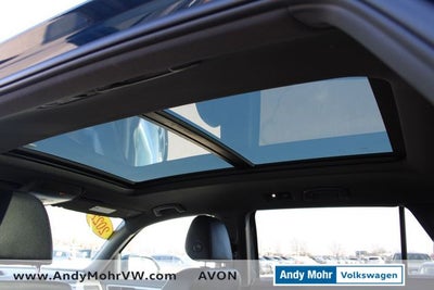 2022 Volkswagen Atlas Cross Sport 3.6L V6 SEL Premium R-Line