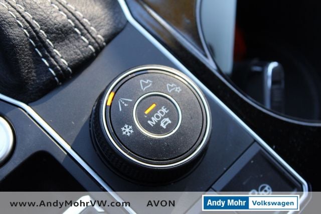 2022 Volkswagen Atlas Cross Sport 3.6L V6 SEL Premium R-Line