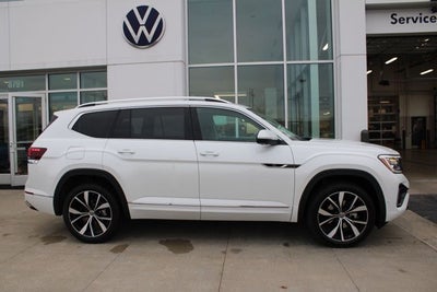 2026 Volkswagen Atlas 2.0T SEL Premium R-Line