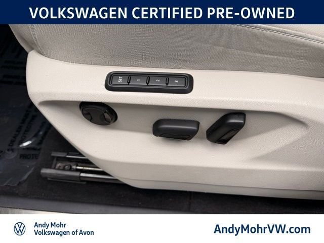 2024 Volkswagen Atlas 2.0T SEL Premium R-Line