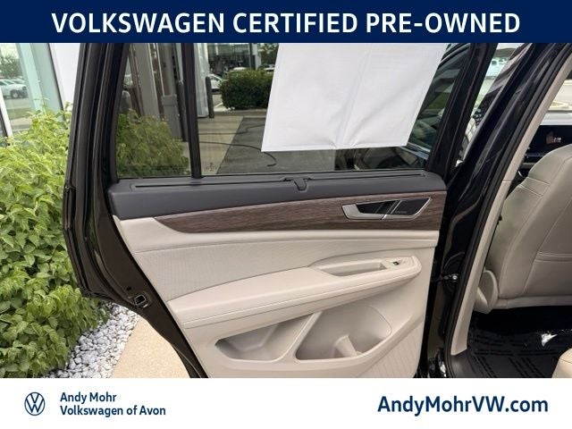 2024 Volkswagen Atlas 2.0T SEL Premium R-Line