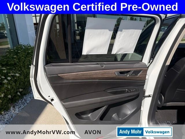 2025 Volkswagen Atlas 2.0T SEL Premium R-Line