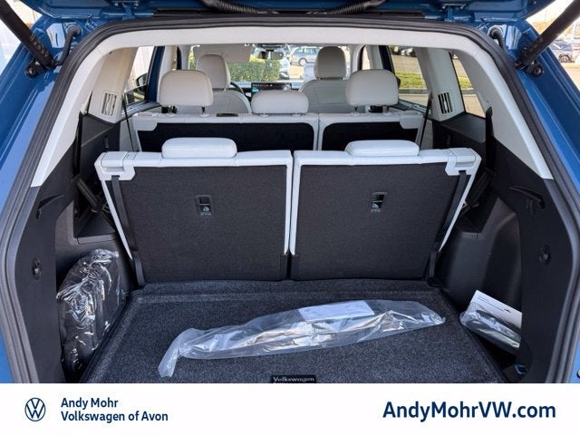 2027 Volkswagen Atlas SE w/Technology
