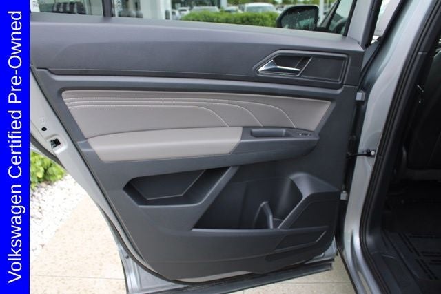2023 Volkswagen Atlas Cross Sport 2.0T SE w/Technology