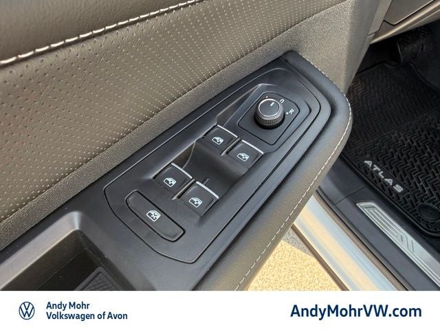 2026 Volkswagen Atlas Cross Sport SE w/Technology