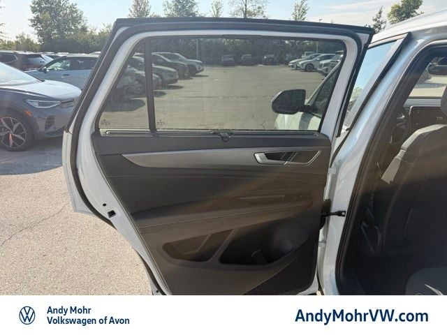 2026 Volkswagen Atlas Cross Sport SE w/Technology