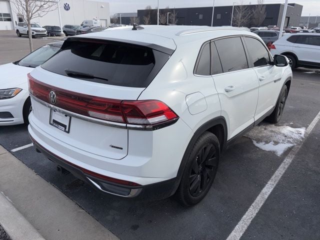 2024 Volkswagen Atlas Cross Sport 2.0T SE w/Technology
