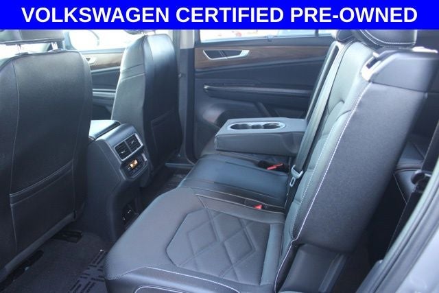 2025 Volkswagen Atlas 2.0T SE w/Technology