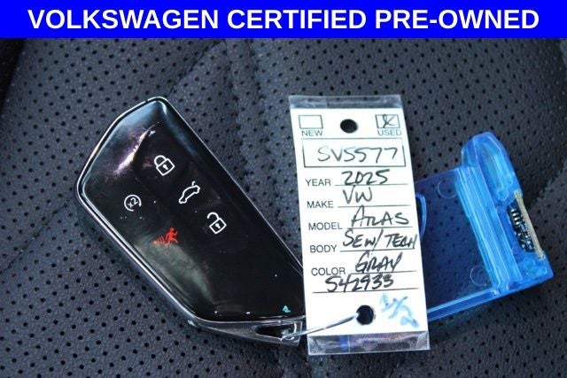 2025 Volkswagen Atlas 2.0T SE w/Technology