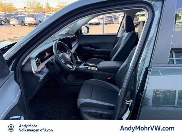 2027 Volkswagen Atlas SE w/Technology