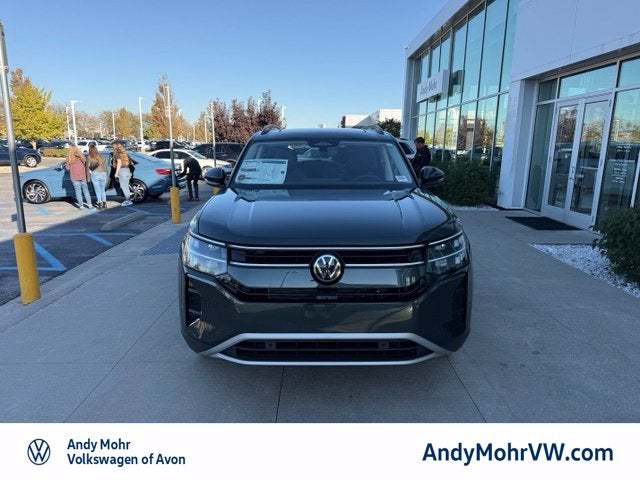 2027 Volkswagen Atlas SE w/Technology