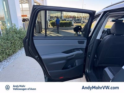 2027 Volkswagen Atlas SE w/Technology