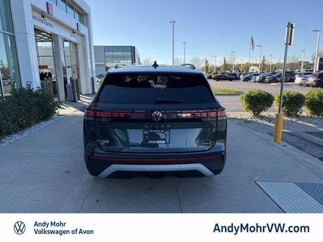 2027 Volkswagen Atlas SE w/Technology