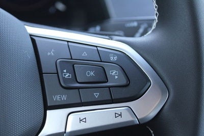 2026 Volkswagen Atlas Cross Sport 2.0T SE w/Technology