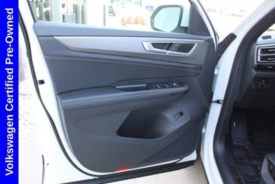 2025 Volkswagen Atlas Cross Sport 2.0T SE w/Technology