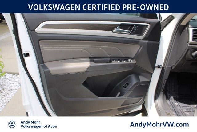 2023 Volkswagen Atlas 2.0T SE w/Technology