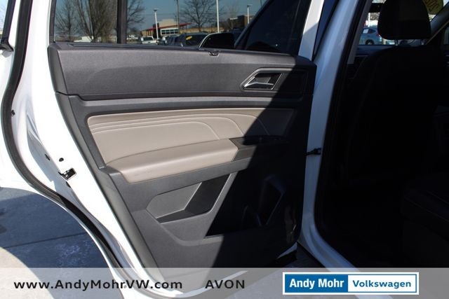 2022 Volkswagen Atlas 3.6L V6 SE w/Technology