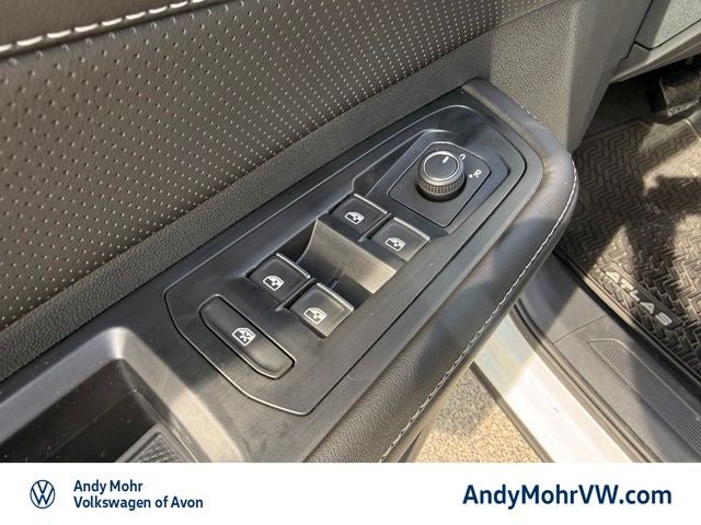 2026 Volkswagen Atlas Cross Sport 2.0T SE