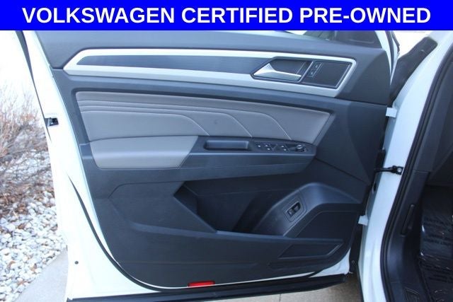 2023 Volkswagen Atlas Cross Sport 3.6L V6 SEL R-Line