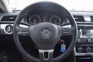 2012 Volkswagen Passat 2.5 SE w/Sunroof/Nav