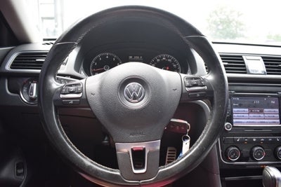2015 Volkswagen Passat 1.8T Sport