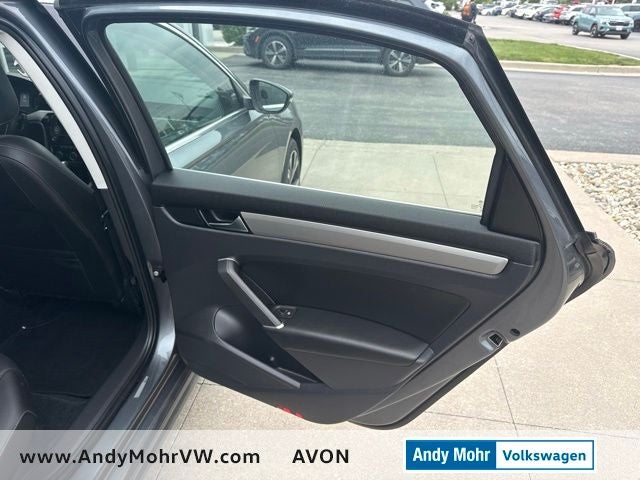 2022 Volkswagen Passat 2.0T SE