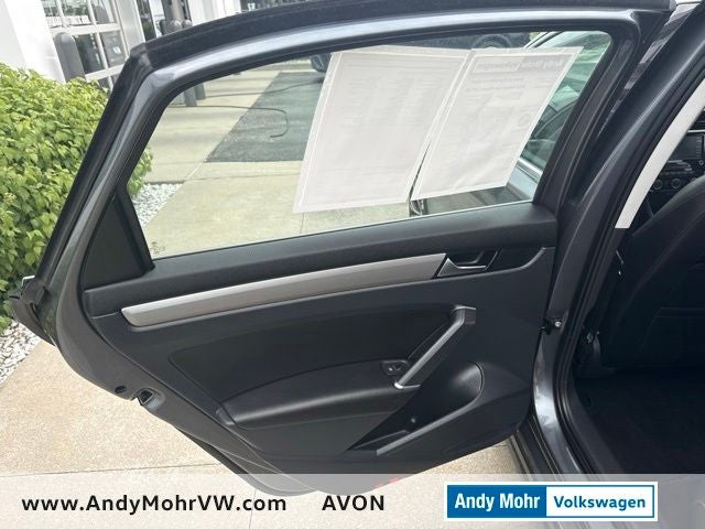 2022 Volkswagen Passat 2.0T SE