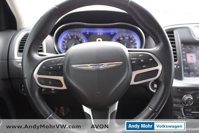 2018 Chrysler 300 Touring