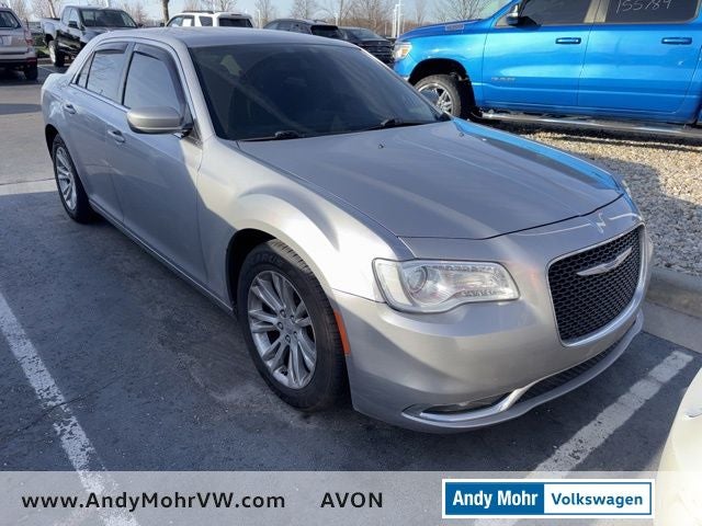 2018 Chrysler 300 Touring