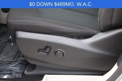 2024 Chrysler Voyager LX