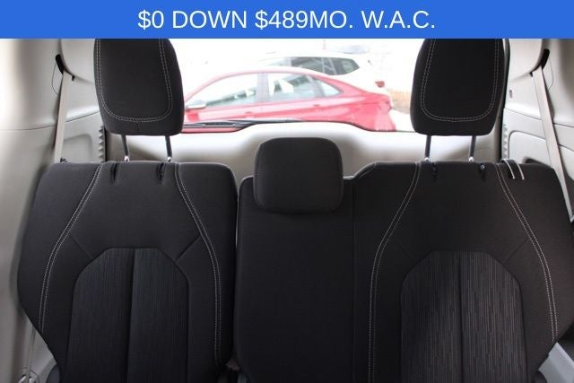 2024 Chrysler Voyager LX