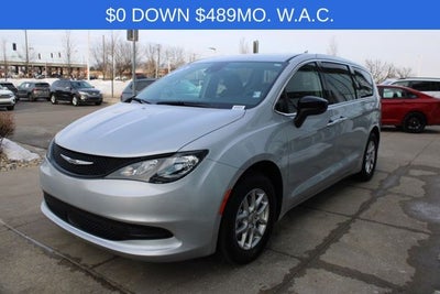 2024 Chrysler Voyager LX