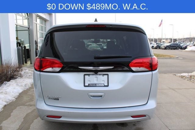 2024 Chrysler Voyager LX